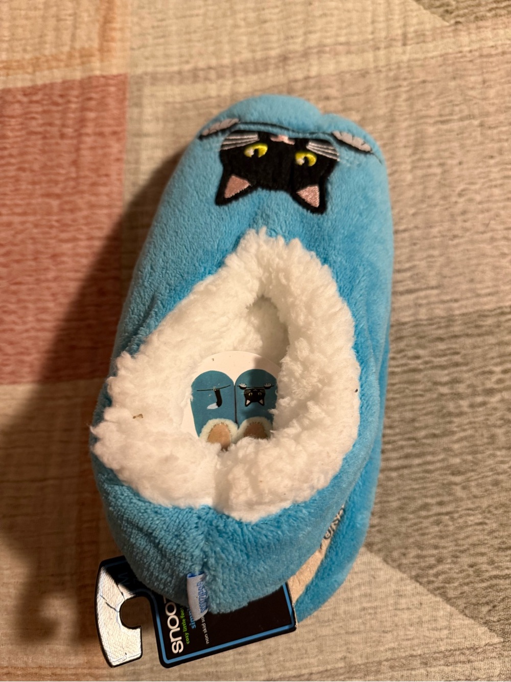 Blue Cat Plush Slipper with Fuzzy Lining ladies size 7-8